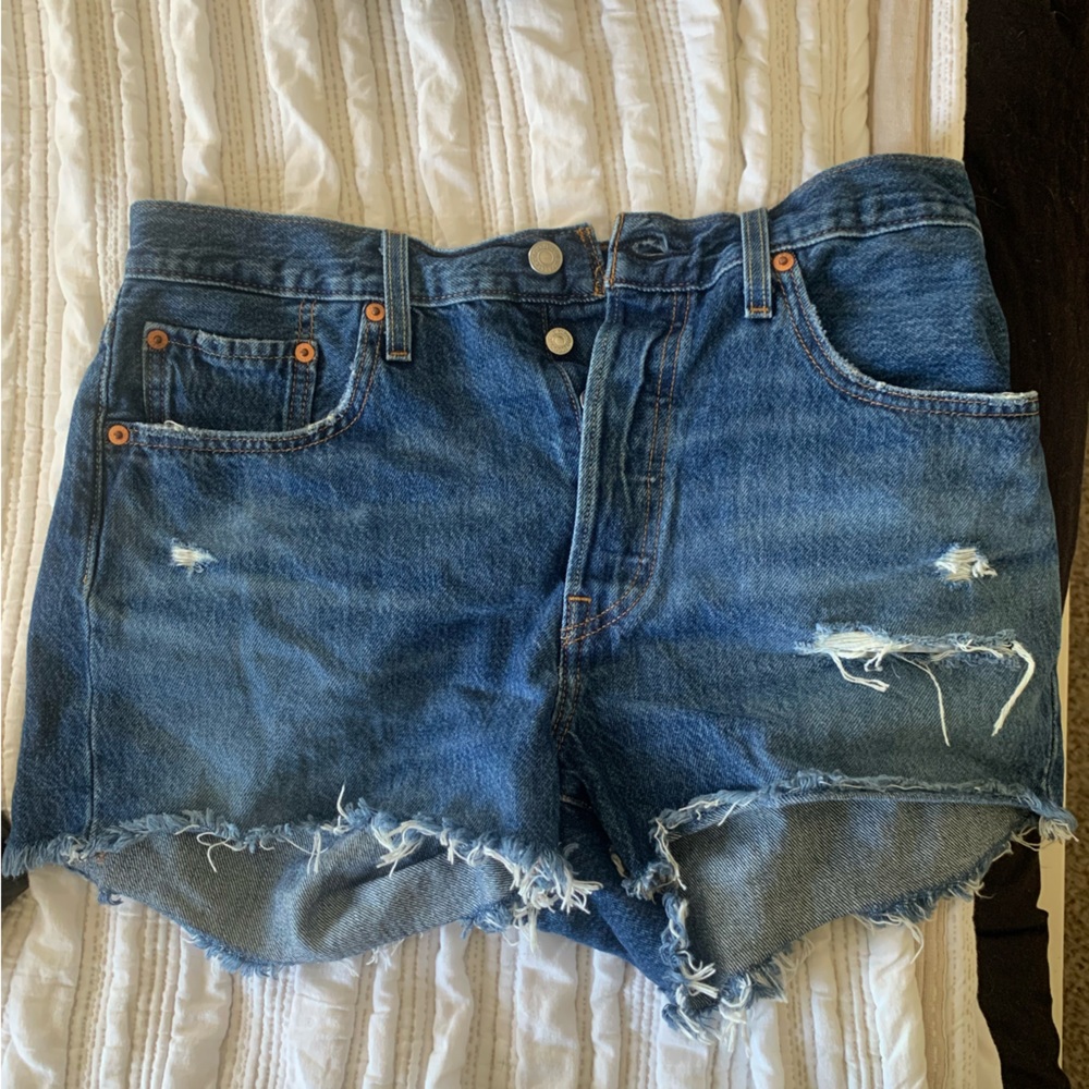 Levi’s women’s denim shorts size 29